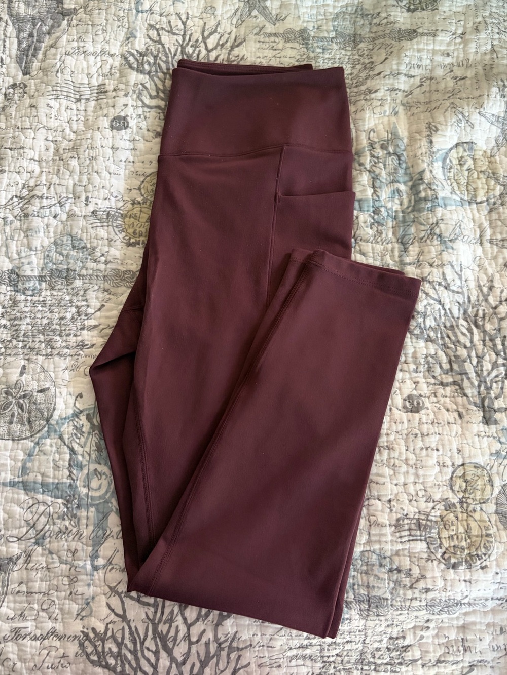 Danskin Maroon Stretch Pocket leggings